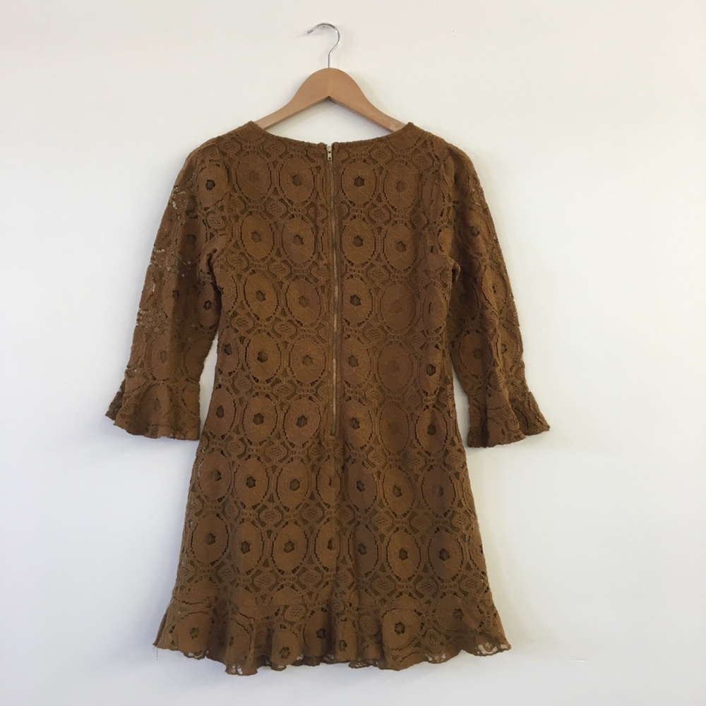 Chartreuse green lace dress SZ Medium - Picture 4 of 4